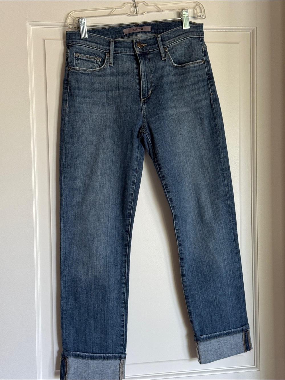 Joe's Jeans. Cropped